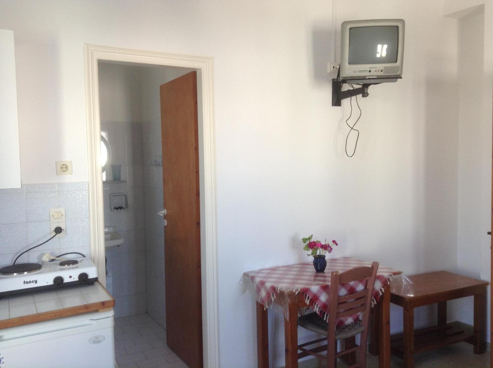 Rania Apartments Αντίπαρος Εξωτερικό φωτογραφία