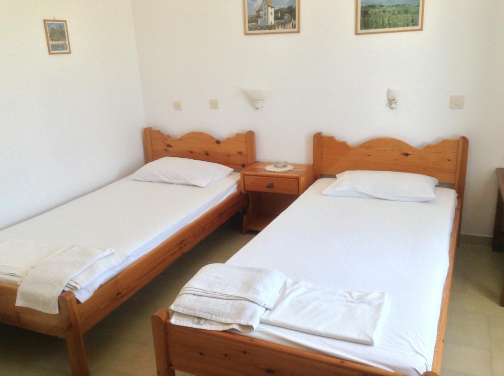 Rania Apartments Αντίπαρος Δωμάτιο φωτογραφία
