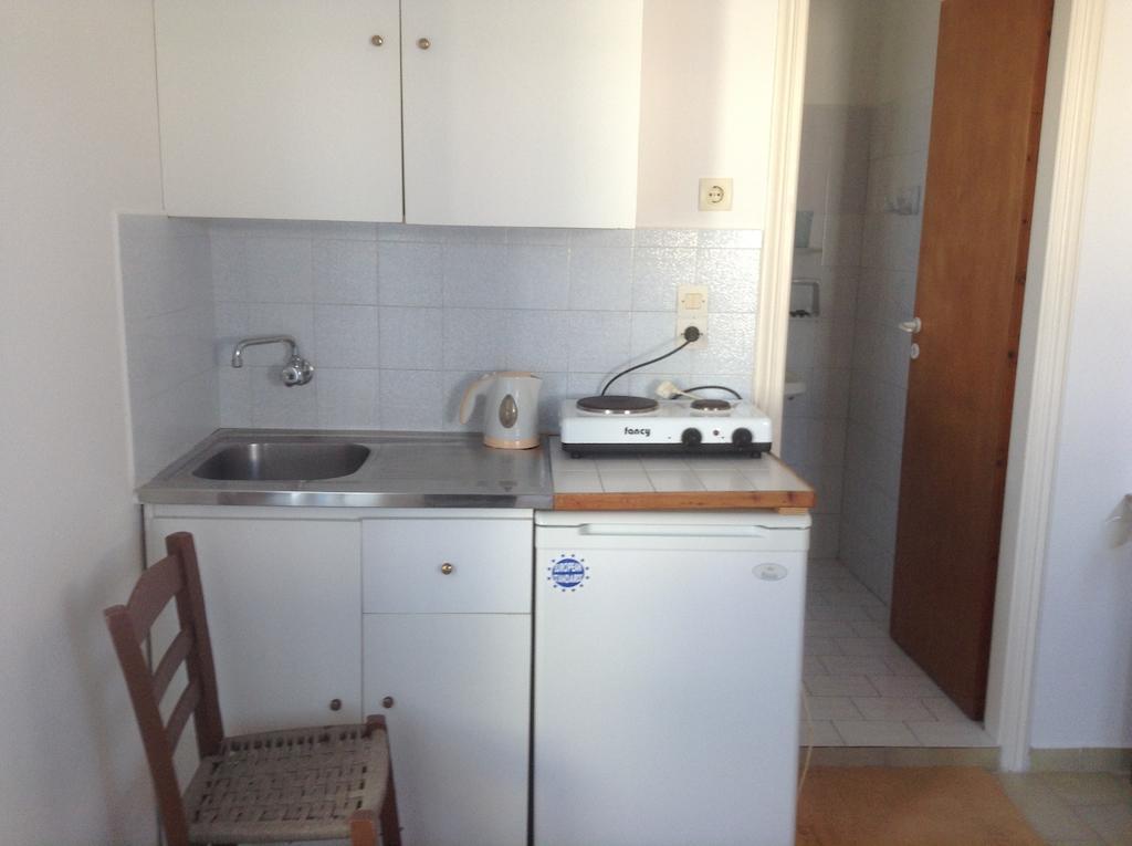 Rania Apartments Αντίπαρος Δωμάτιο φωτογραφία